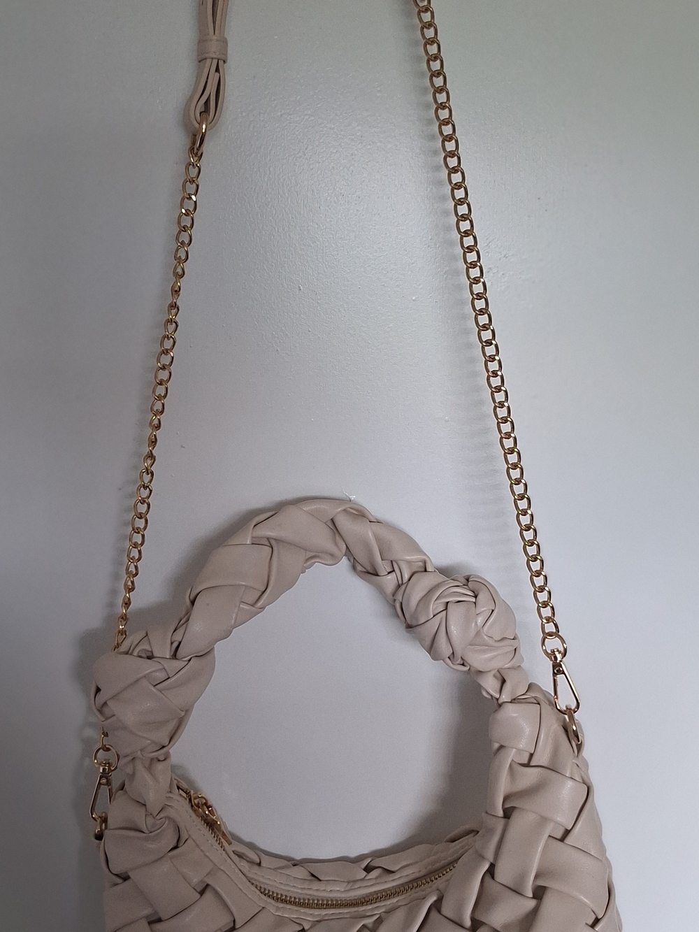 Urban Expressions Braided Top-Handle Crossbody Bag in Cream with Gold Chain